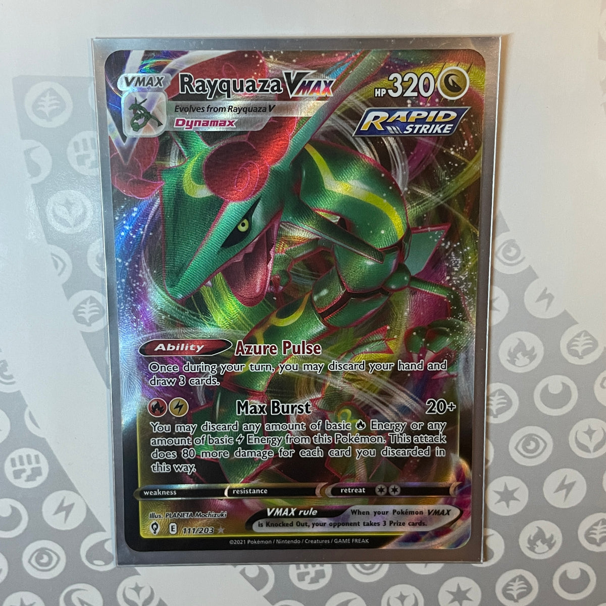 Rayquaza Vmax 111/203 – PokePlugZa