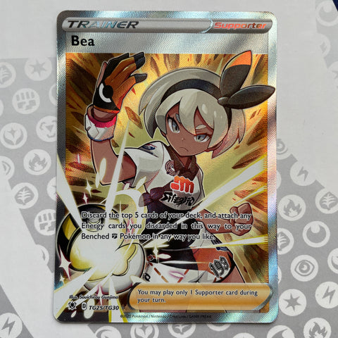 Bea Full Art TG25/TG30